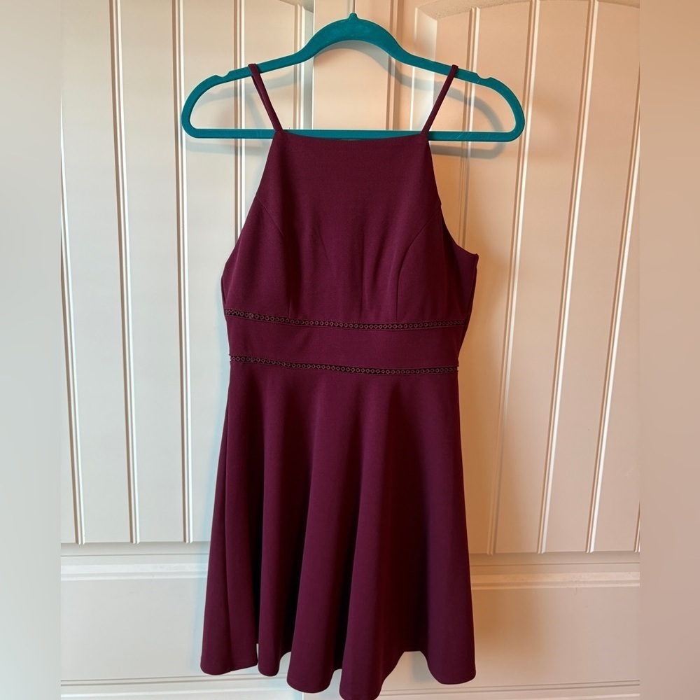 NEW w tag Trixxie Mini dress from Francesca’s in size small WINE colored - Picture 3 of 8